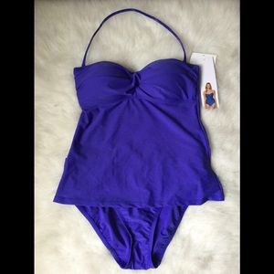 - 1 DAY SALE🎉🎉🎉ELLEN TRACY 💜💜2 PIECE SWIMSUIT 💜👙 SIZE 8 NWT